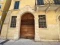 Palazzo / Stabile in Vendita a Verona